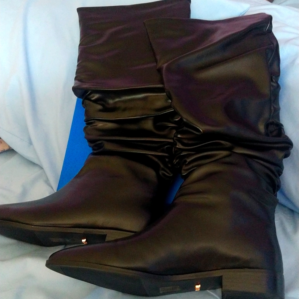 Azul Black Boots 8.5